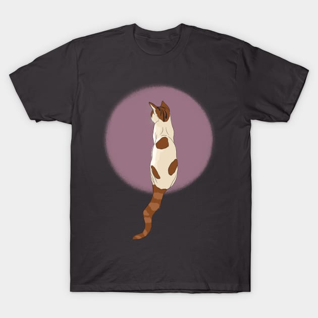 Soya the cat - thoughtful T-Shirt by Chigurena